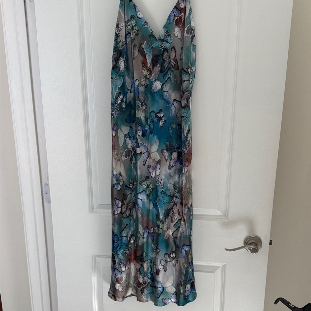 L'AGENCE Butterfly Silk Midi Dress